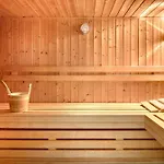 Vienna House By Wyndham Martinspark 4*