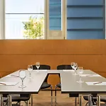 Hotel Vienna House By Wyndham Martinspark 4*