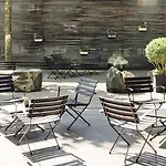 Vienna House By Wyndham Martinspark Hotel 4*