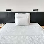 Vienna House By Wyndham Martinspark Hotel