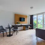 Vienna House By Wyndham Martinspark 4*