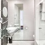 Vienna House By Wyndham Martinspark Hotel 4*