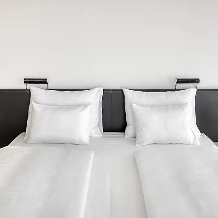 Vienna House By Wyndham Martinspark Hotel