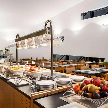 Vienna House Martinspark 4*