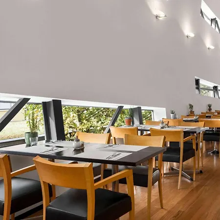 Vienna House By Wyndham Martinspark Hotel