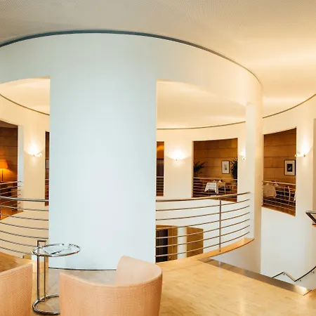 Vienna House By Wyndham Martinspark Hotel 4*