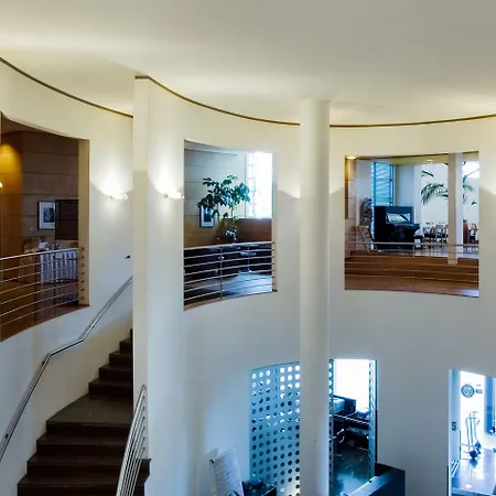 Vienna House By Wyndham Martinspark Hotel