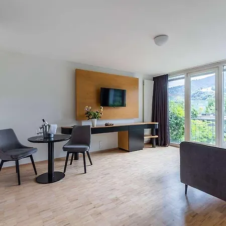 Vienna House By Wyndham Martinspark 4*