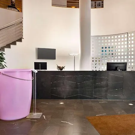 Vienna House By Wyndham Martinspark Szálloda 4*