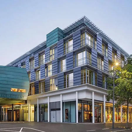 Vienna House By Wyndham Martinspark Szálloda 4*