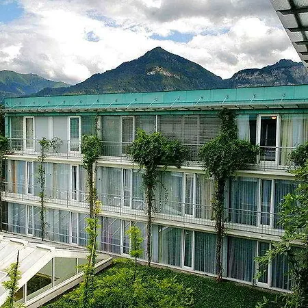 Vienna House By Wyndham Martinspark Hotel 4*