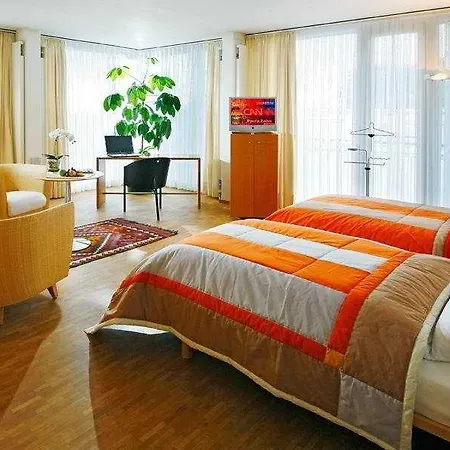 Vienna House By Wyndham Martinspark 4*